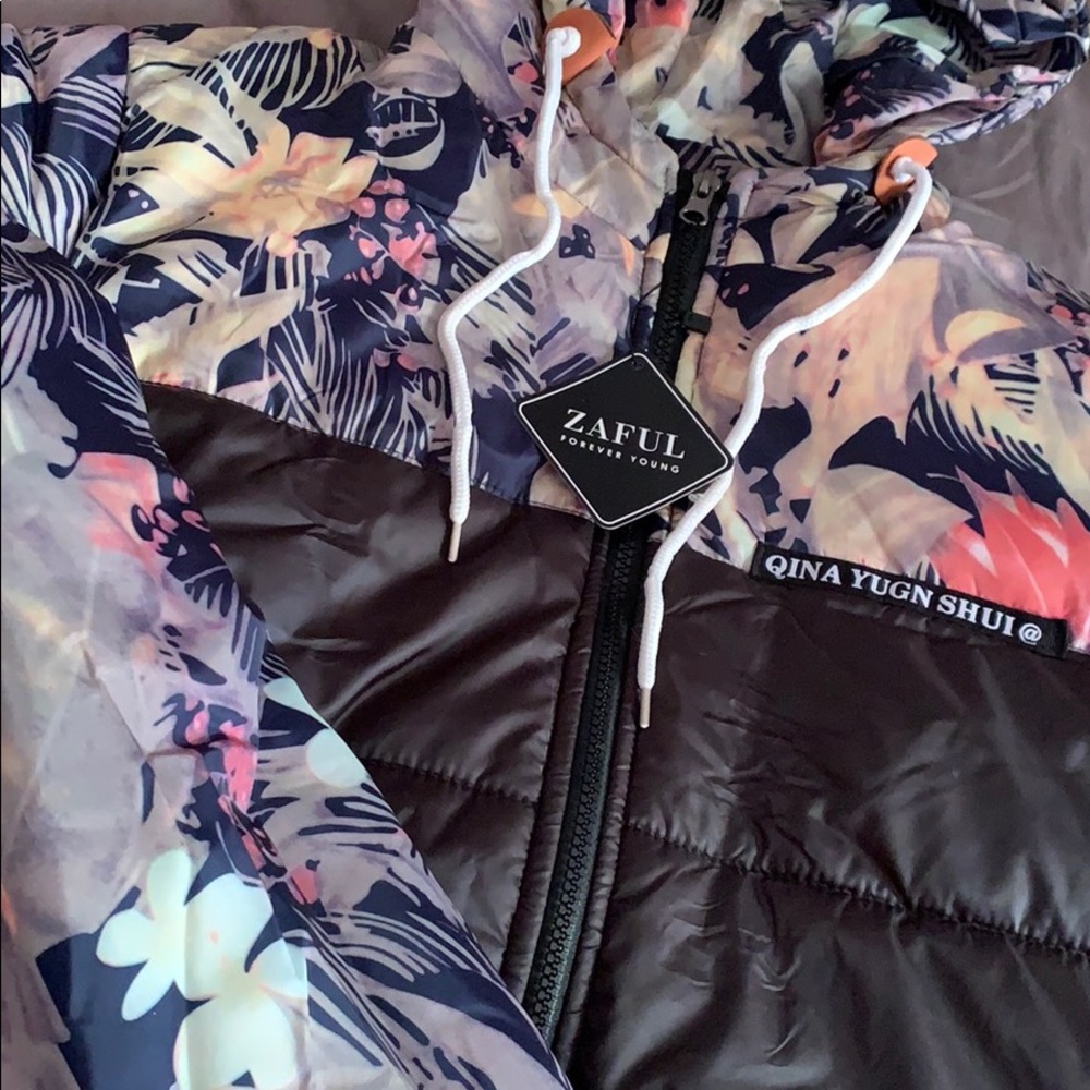 Bomber/puffer coat